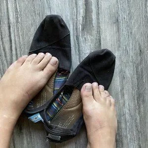 Toms Shoes Toms Black Womens Well Loved Slipon Shoes Size